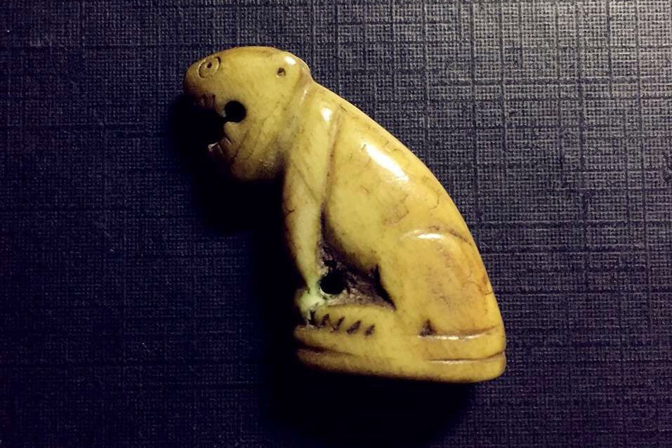 龙婆洒2480年虎骨雕02
