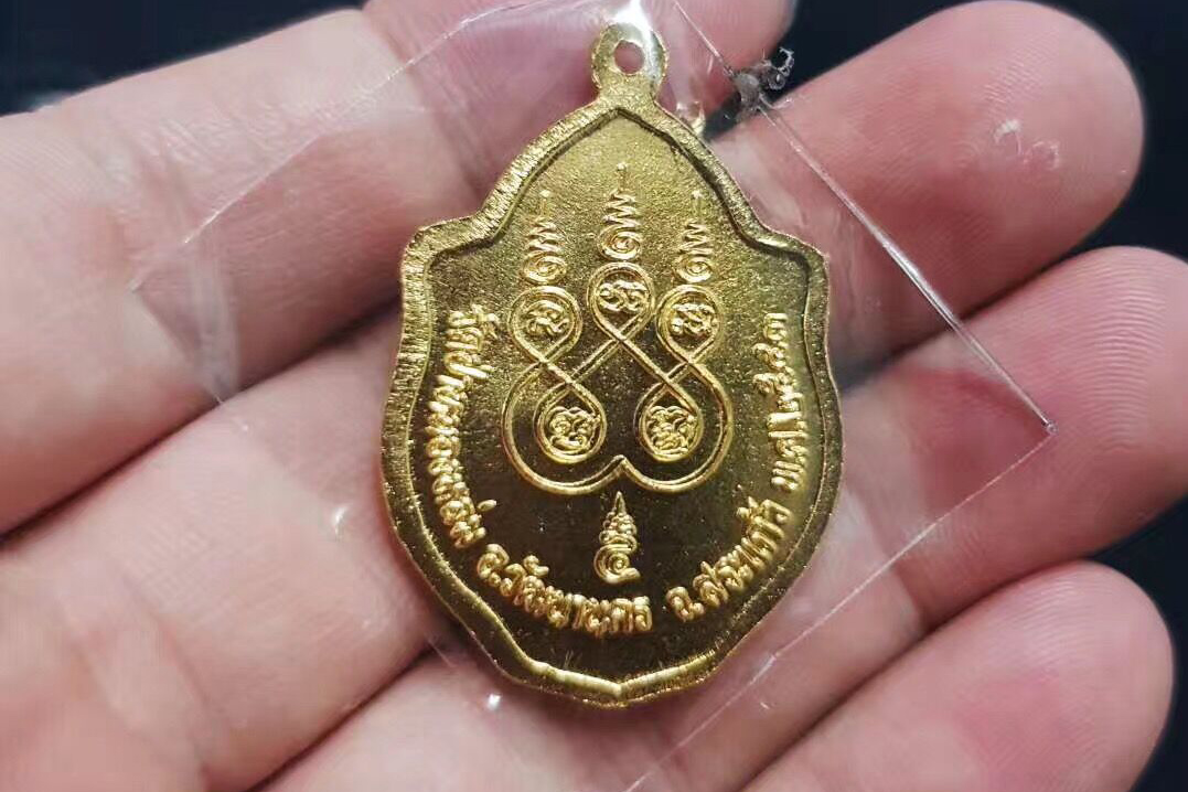 龙婆moon师父的佛历2543红铜镀金自身