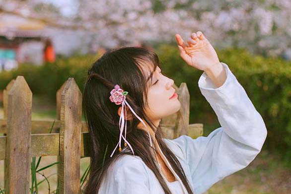 狮子座今日方向运势，狮子座们最好的恋爱状态是什么样？