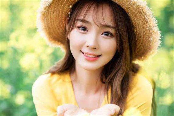 狮子座今日运势女：丑女上司要求约一炮，狮子座的男生们是拒绝还是服从