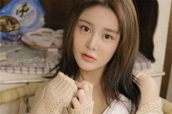 今天狮子座的运势女，狮子座的男生们，变心后对你的态度变化