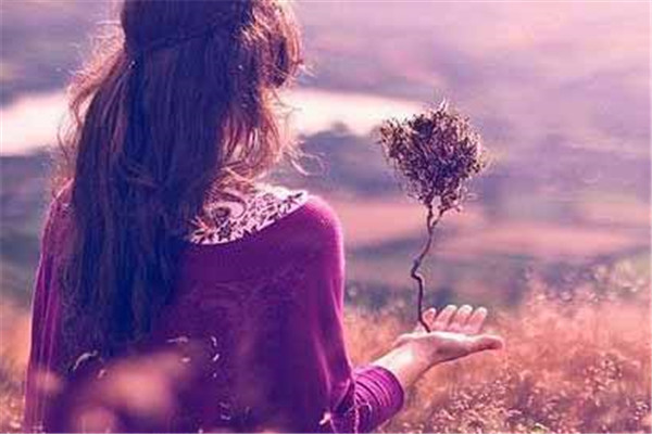 狮子座桃花运势，狮子座的女生们是活好不粘人的女友？