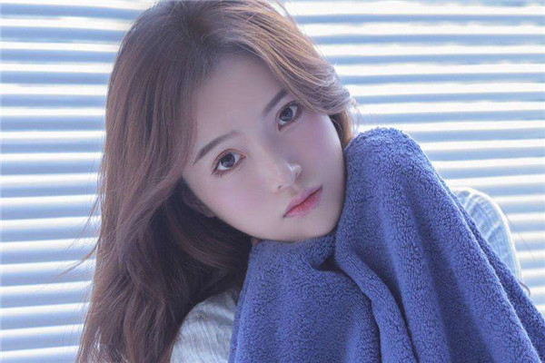 狮子座13年的运势分析：闹闹女巫2019年狮子座运势