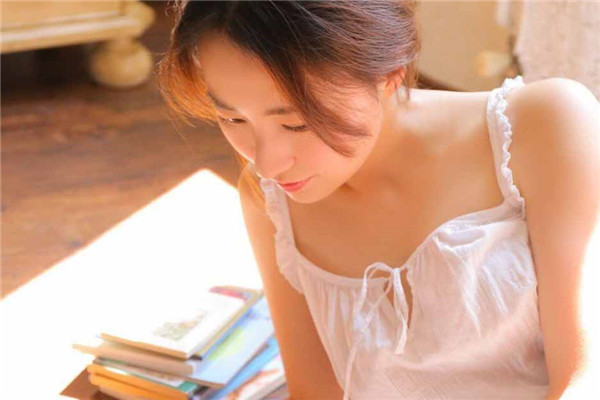 2011狮子座10月运势：一直暗恋的人突然表白，狮子座会怎么做