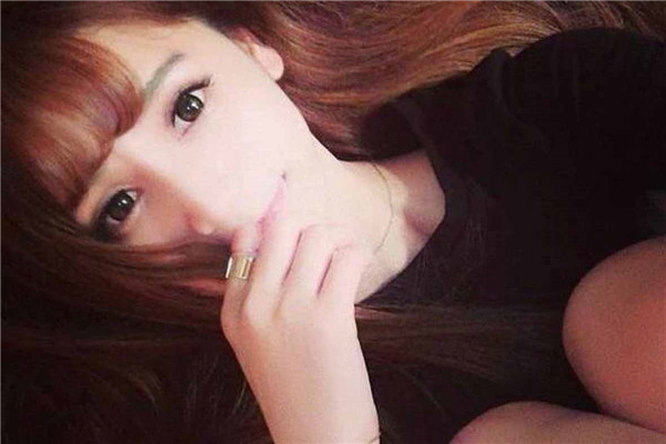 如何搞定狮子座男生，狮子座女生搞定狮子座男生的一个绝招